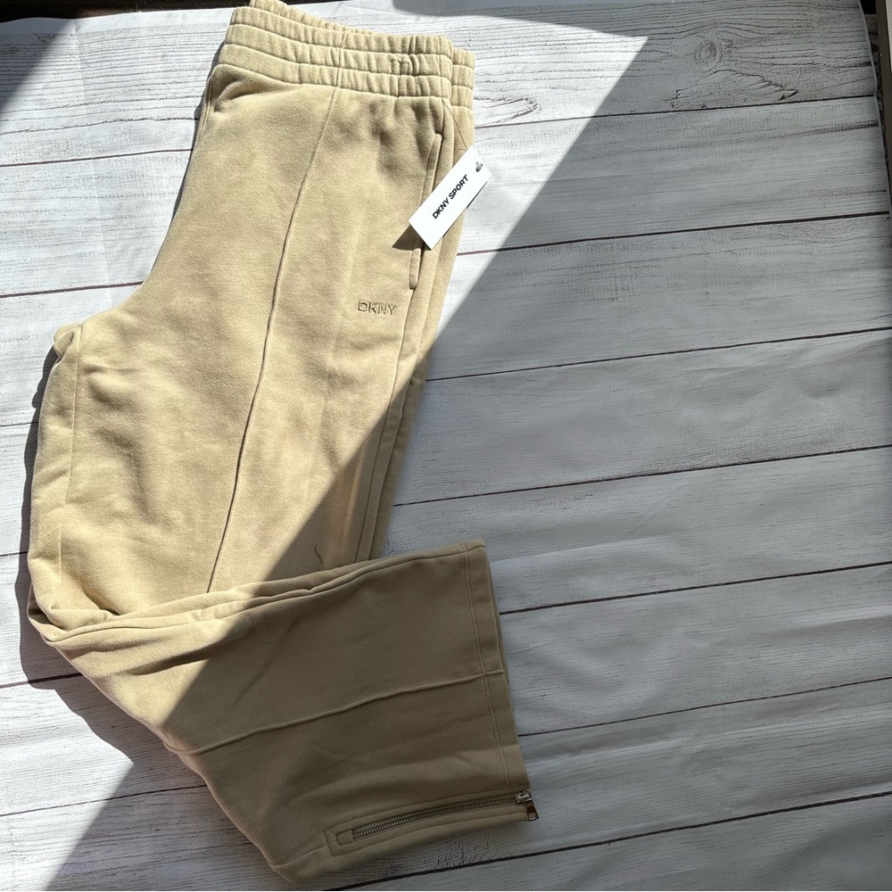 DKNY Khaki tan straight leg sweatpants zipper ankle size L